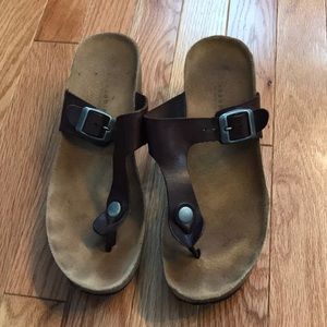 Lola Sabbia brown sandals. Size 9 Eric Michael
